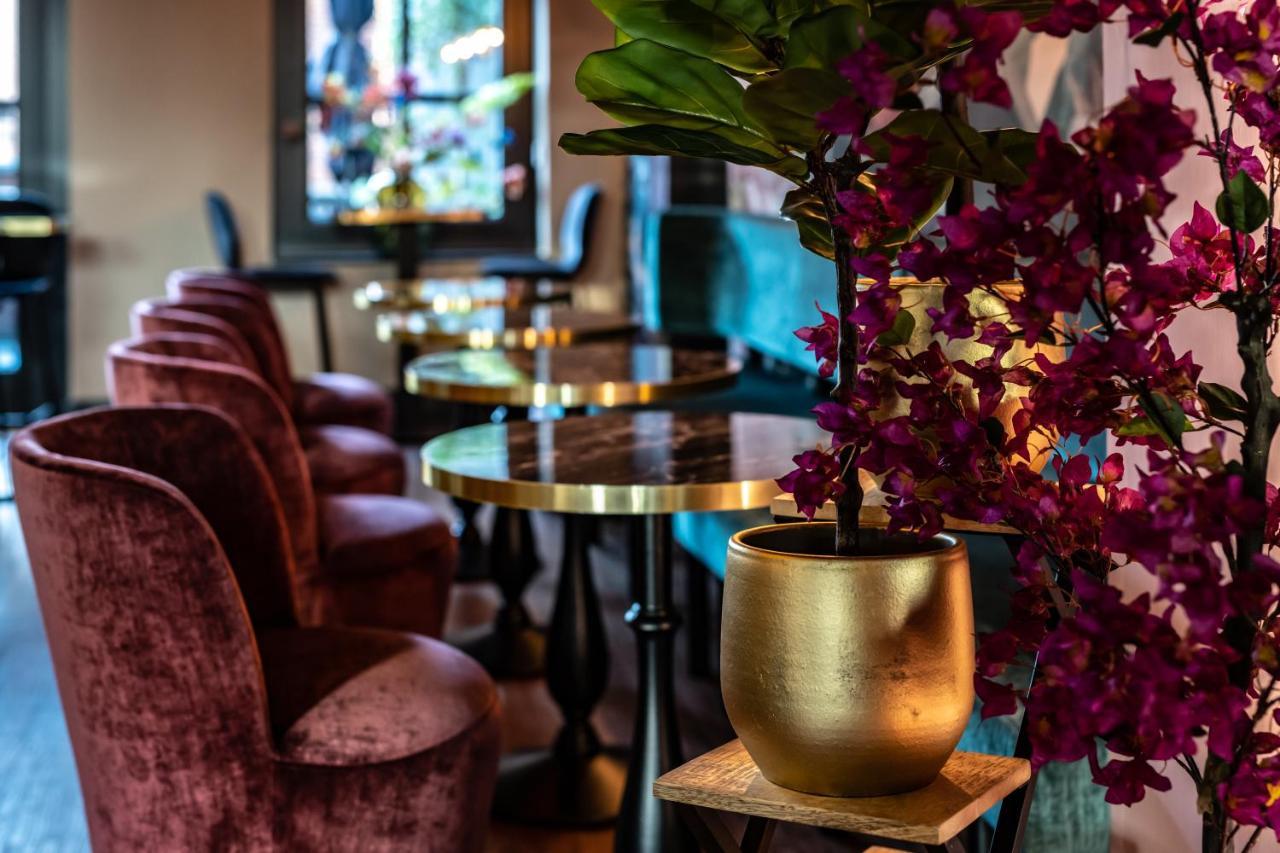 Hotel Mondragon
